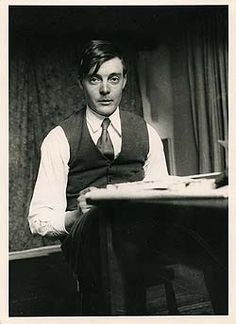  Eric Ravilious Image