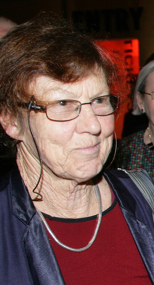 Gil Hanly