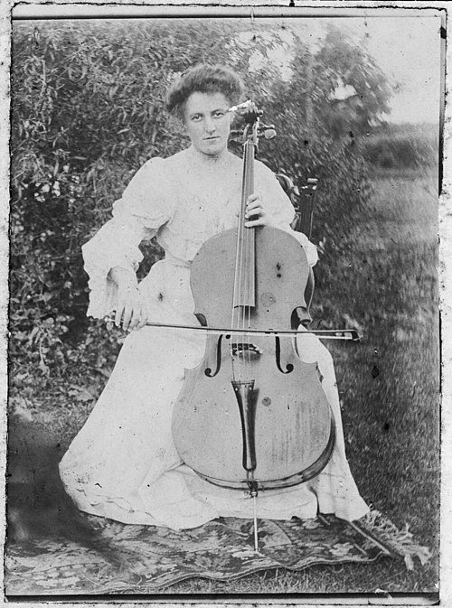 Edith Collier