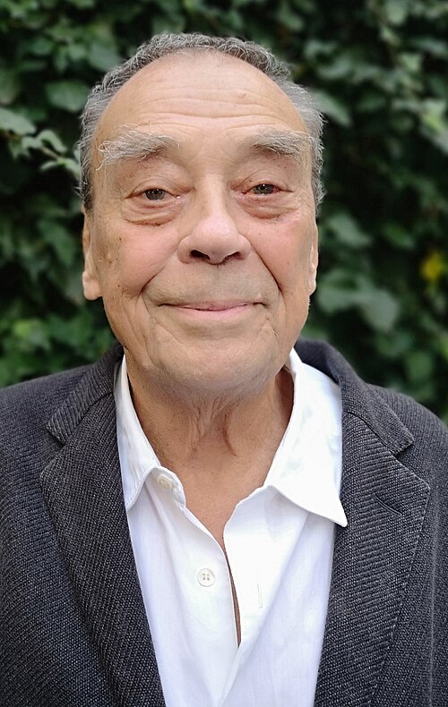 Günther Uecker