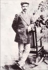 Mario Urteaga Alvarado