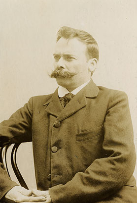  Martín Malharro Image