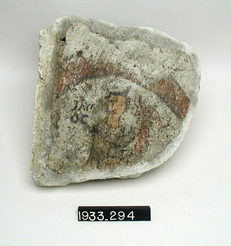 Painted Tile with Man's Upper Body and Head Inside Circle, Yale University Art Gallery, inv. 1933.29, , 