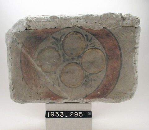 Painted Tile with Oranges (?) Inside Circle, Yale University Art Gallery, inv. 1933.295, , 