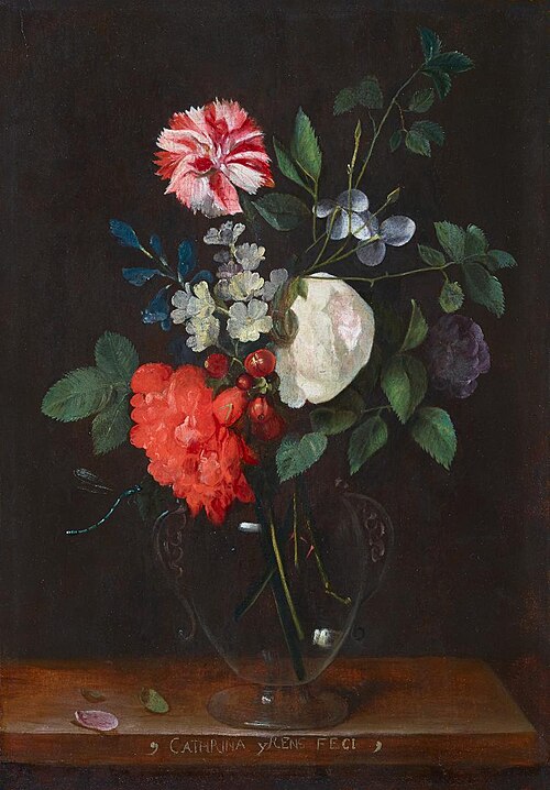 Blumenstillleben in Glasvase mit Libelle auf Tisch, , Catarina Ykens