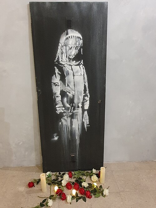 La Jeune Fille triste, 2018, Banksy