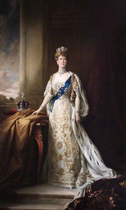 Queen Mary (1867–1953), Consort to George V, 1917, Henry Macbeth-Raeburn