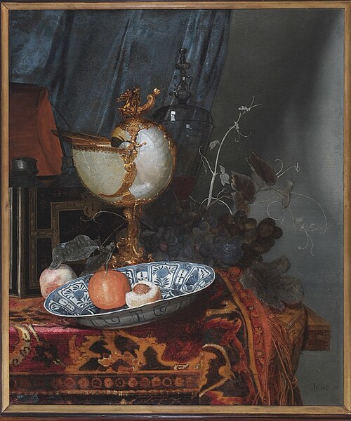 Stilleven met Chinees bord, nautilusbokaal en vruchten., 1661, Adriaen van der Spelt