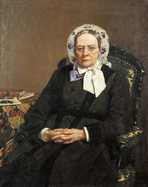 Widow Kristina Ulrika Klinteberg, born Lindgren, 1886, Hilda Lindgren
