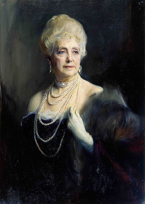 The Right Honourable Mabell Ogilvy, Dowager Countess of Airlie, 1933, Philip Alexius de László