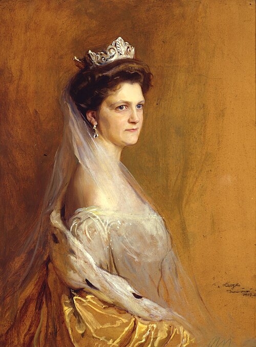 Grand Duchess of Hesse and by Rhine, née Princess Elenore of Solms-Hohensolms-Lich, 1907, Philip Alexius de László
