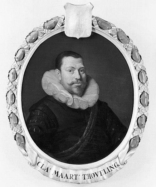 Portrait of Claes Maertensz Thoveling, Director of the Rotterdam Chamber of the Dutch East India Com, 1708, Pieter van der Werff