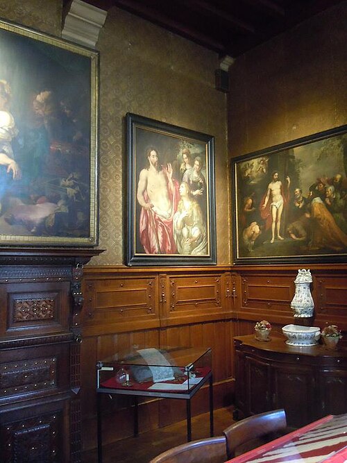 Maagdenhuismuseum