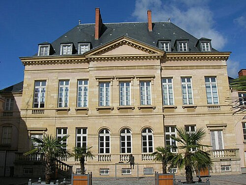 musée des Beaux-Arts et d'Archéologie Joseph-Déchelette