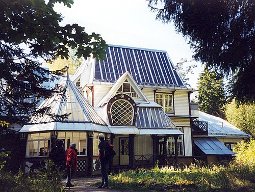 Penaty estate